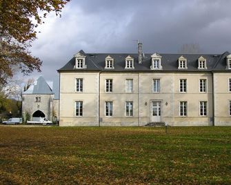 Château De Lazenay - Résidence Hôtelière - Bourges - Rakennus