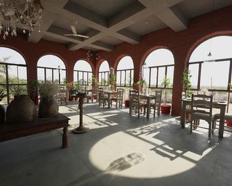 Kaner Retreat - India's First Desert Botanical Resort - Shaitrāwa - Restaurant
