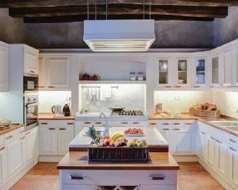 Country house El Munt for 19 people - Castellterçol - Kitchen