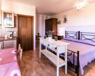 Ranch Hotel - Scarlino - Schlafzimmer