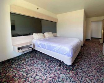 Studio 6 Mcalester Ok - South - McAlester - Bedroom