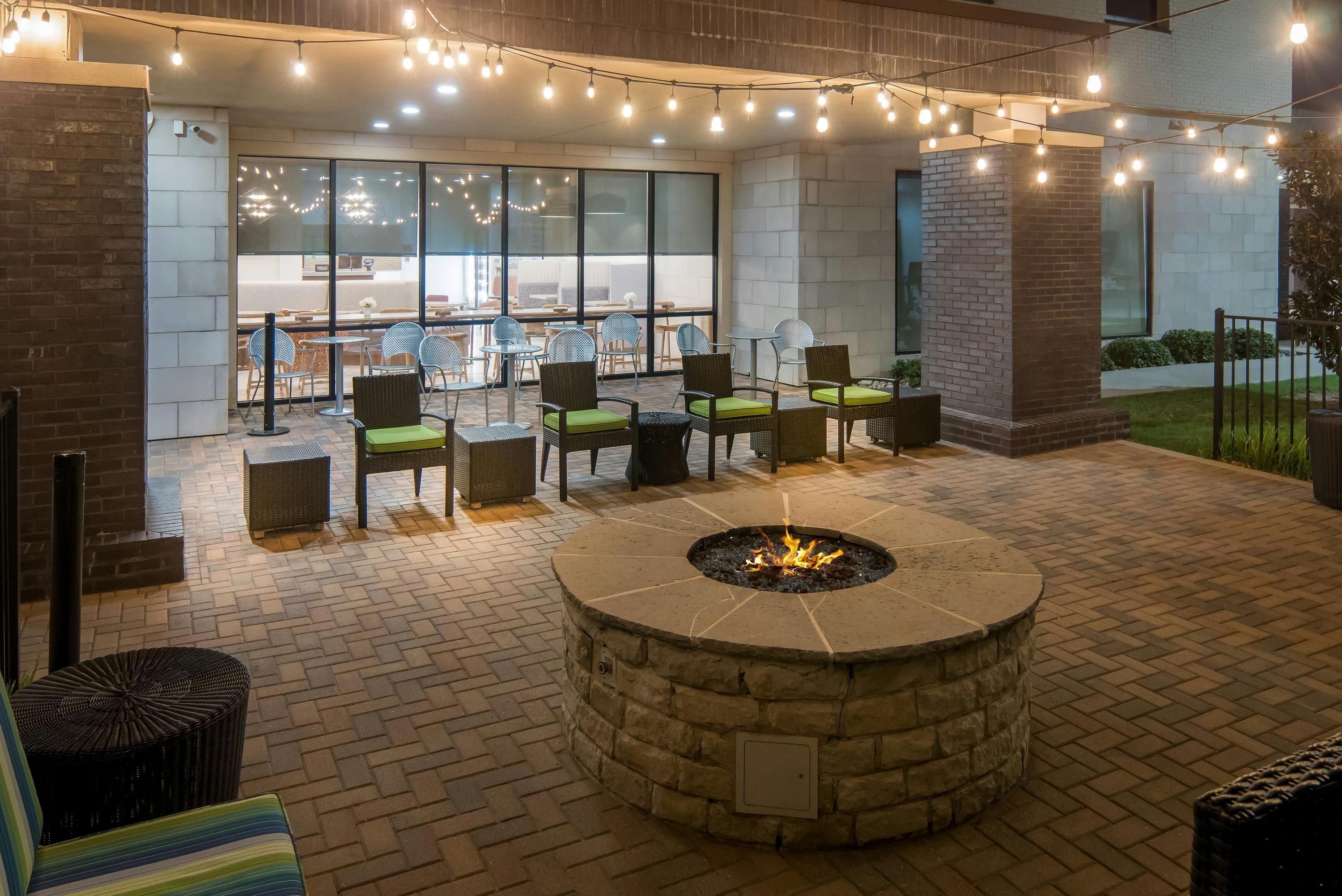 Home2 Suites By Hilton Dallas Grand Prairie - Grand Prairie - Byggnad
