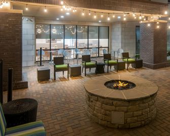 Home2 Suites By Hilton Dallas Grand Prairie - Grand Prairie - Byggnad