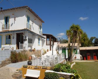 أوسبيداريا دا فيلا - تيرادينتيس - مبنى