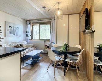 Appartement rénové 2 pièces proche pistes pour 4/6 pers - FR-1-563-157 - Courchevel - Essbereich