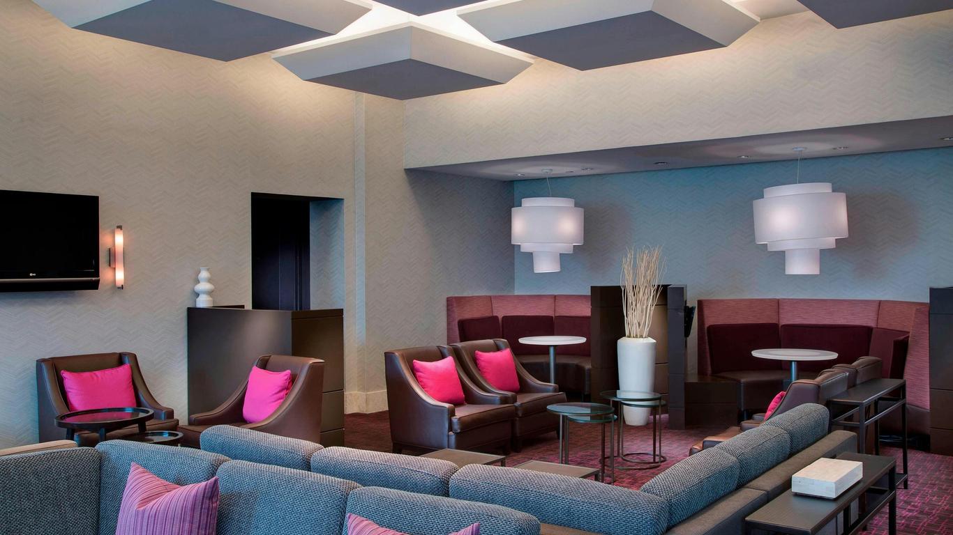 Courtyard by Marriott New York JFK Airport