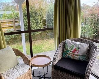 Coastal Escape in Raumati South - Raumati Beach