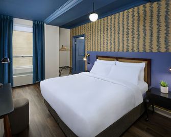 Hotel Victoria - Toronto - Bedroom