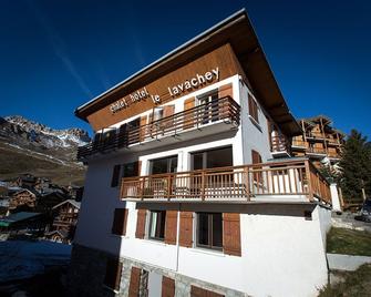 Apun Hotel Budget - Tignes - Building