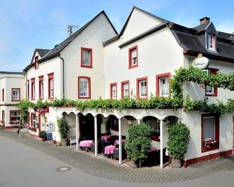 Hotel Zum Josefshof - Bernkastel-Kues - Bina