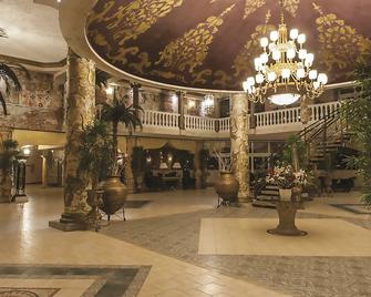 Royal Park Hotel - Elenite - Hall d’entrée