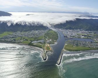 Global Village Backpackers - Greymouth