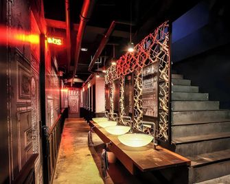 Shade House - Phuket Downtown - Phuket