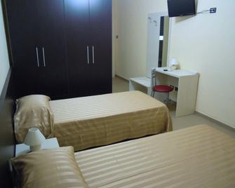 Hotel Happy - Battipaglia - Chambre