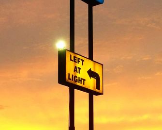 Motel 6 Lexington - Lexington