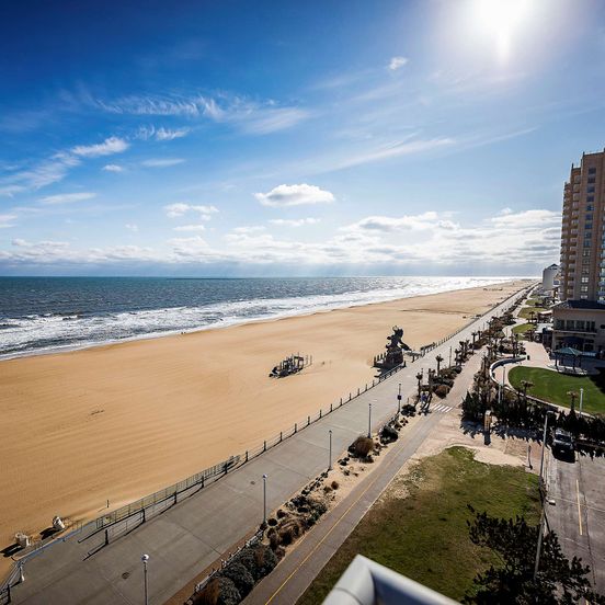 Beach view of Hampton Inn Virginia Beach-Oceanfront North