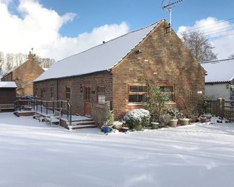 1 bedroom accommodation in Wansford, near Driffield - Driffield - Building