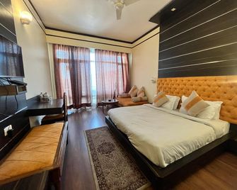 Sun N Star - Mussoorie - Habitación