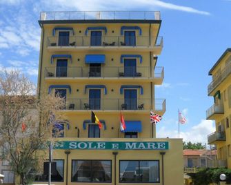 Sole e Mare - Camaiore - Gebouw