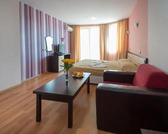 South Beach Hotel - Tsarevo - Dormitor