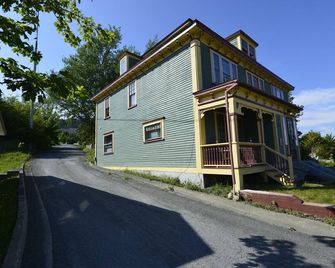 The Spaniards Room Heritage Home - Spaniard's Bay - Edificio