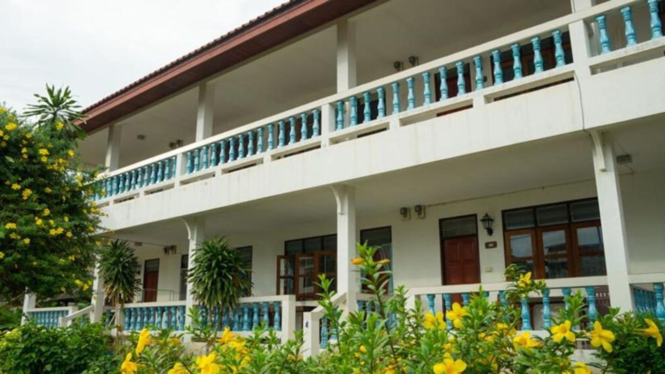 Weekender Bungalow