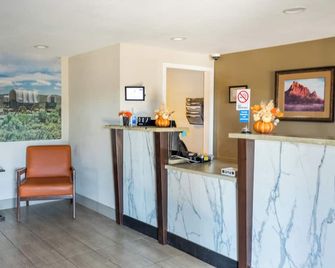 Oregon Trail Inn and Suites - Lakeview