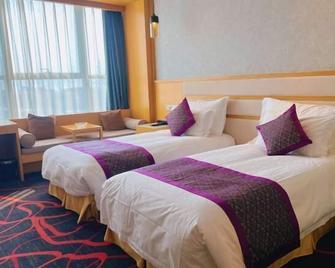 Sophia International Seaview Hotel - Qingdao - Bedroom