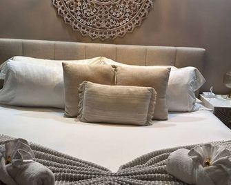 Best Location 3bd Home In The Heart Of Pittsburg - Pittsburgh