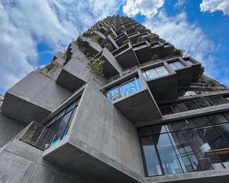 Edificio Iqon, Piso 28, La Mejor Vista De Quito - Quito - Building