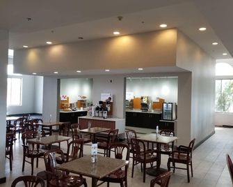 Holiday Inn Express Birch Run (Frankenmuth Area) By IHG - Birch Run - Restaurant