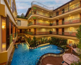 SenS Hotel & Spa + Conference Ubud Town Centre - Gianyar - Pool