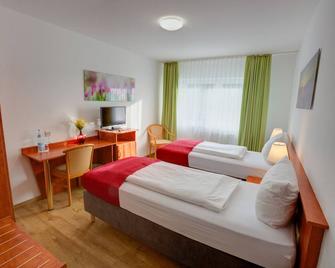 Hotel Leo Mühlhausen - Mühlhausen (bei Heidelberg) - Bedroom