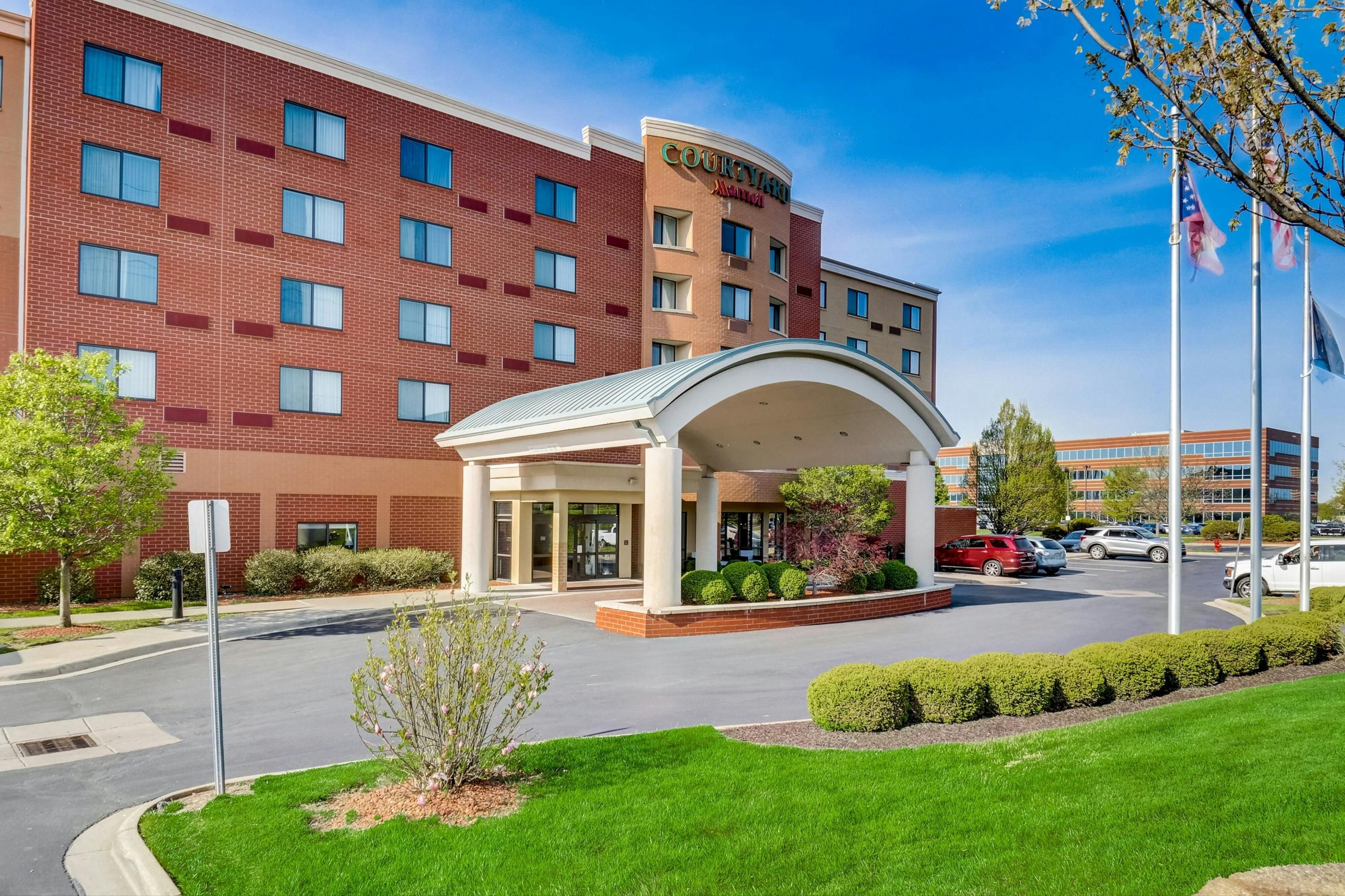 Courtyard by Marriott Cincinnati North at Union Centre - West Chester - Rakennus