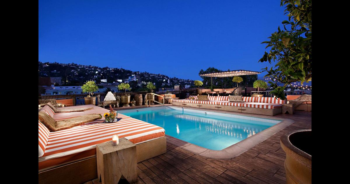 Petit Ermitage 303 5 2 8 Los Angeles Hotel Deals Reviews Kayak