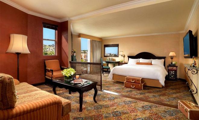 Petit Ermitage 303 5 2 8 Los Angeles Hotel Deals Reviews Kayak Petit Ermitage 303 5 2 8 Los Angeles Hotel Deals Reviews Kayak