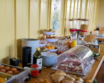 Berghof Grüner Baum - Sasbachwalden - Buffet