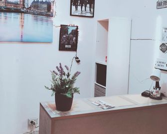 La Perla B & B - Ciampino