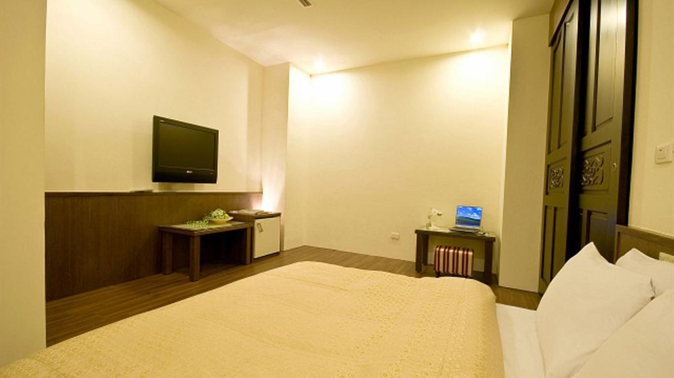 Good Ground Hotel Tainan