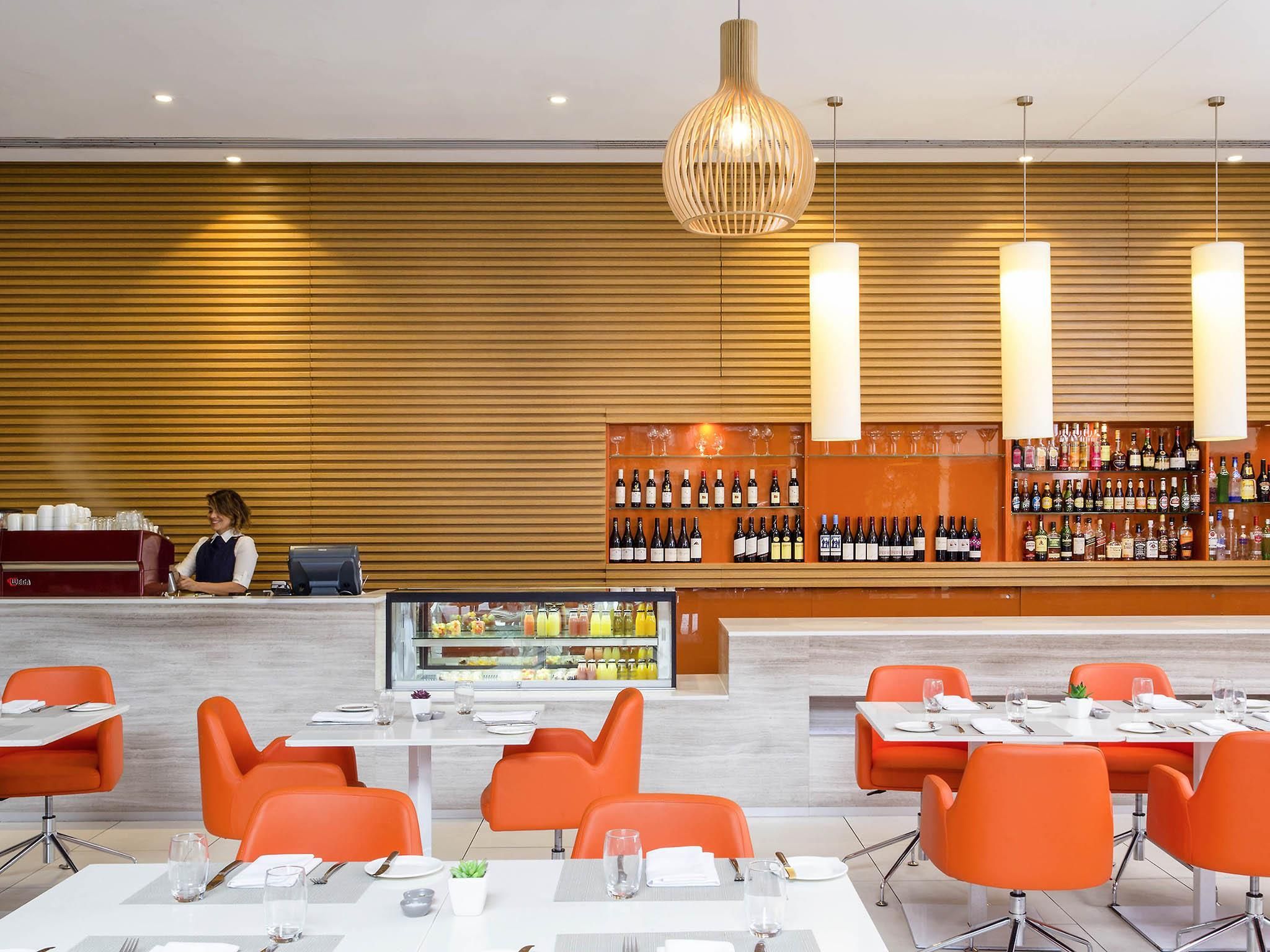 نوفوتيل نيوكاسل بيتش - نيوكاسل - مطعم