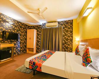 Fabhotel Old Maple Leaf- Golf Course Road & Sector 27 - Gurugram - Bedroom