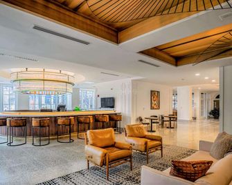 Hotel St. Regis - Detroit - Lobby