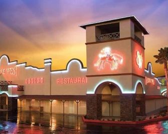 Saddle West Hotel and Casino and RV Park - Pahrump - Building