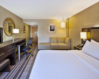 Holiday Inn Gaithersburg - Gaithersburg - Bedroom