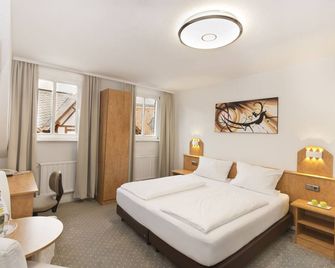 Hotel Goldenes Lamm - Idstein - Camera da letto