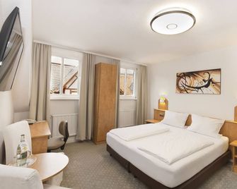 Hotel Goldenes Lamm - Idstein - Camera da letto