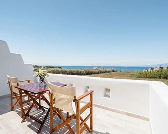 Villa Nausicaa Kastraki Naxos - Stelida - Balcony