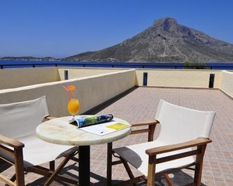 Hotel Philoxenia - Masouri - Balcón
