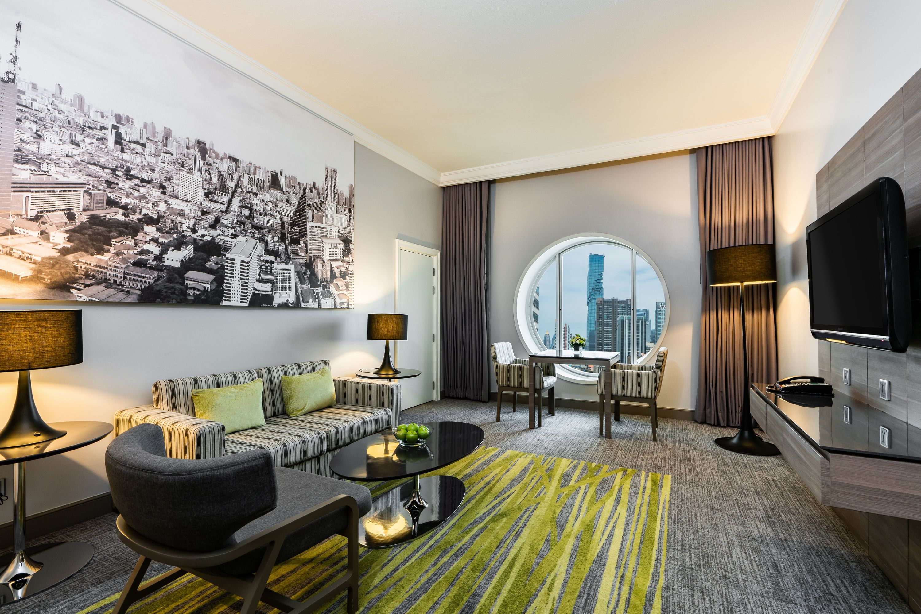 Holiday Inn Bangkok Silom By IHG - בנגקוק - סלון