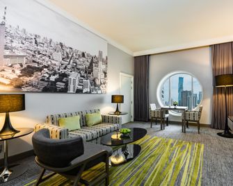 Holiday Inn Bangkok Silom By IHG - Bangkok - Ruang tamu